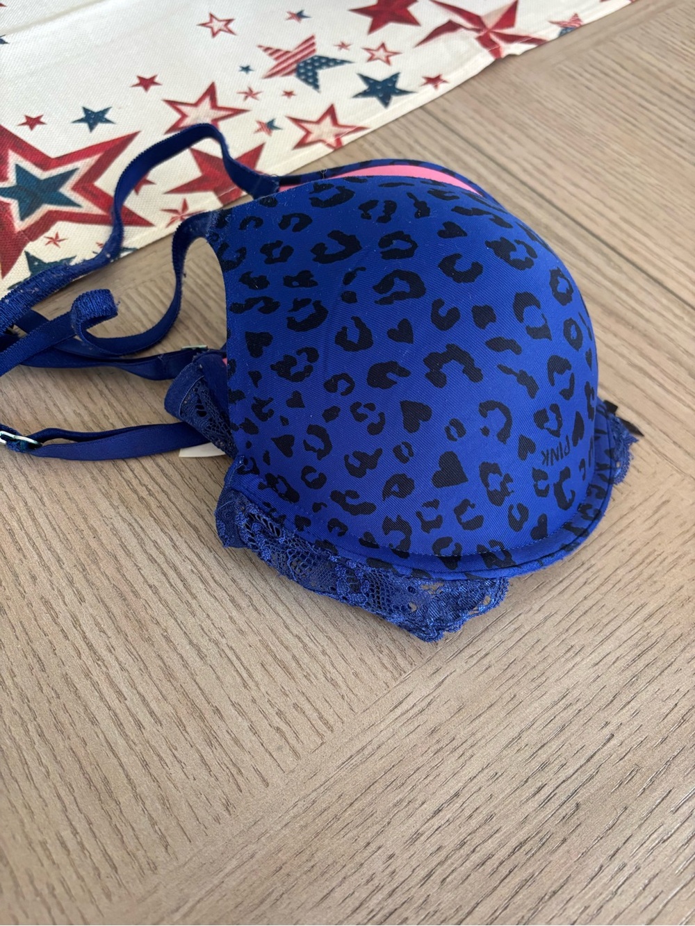PINK Victoria's Secret Blue Leopard Print Push-Up Bra with Lace Trim